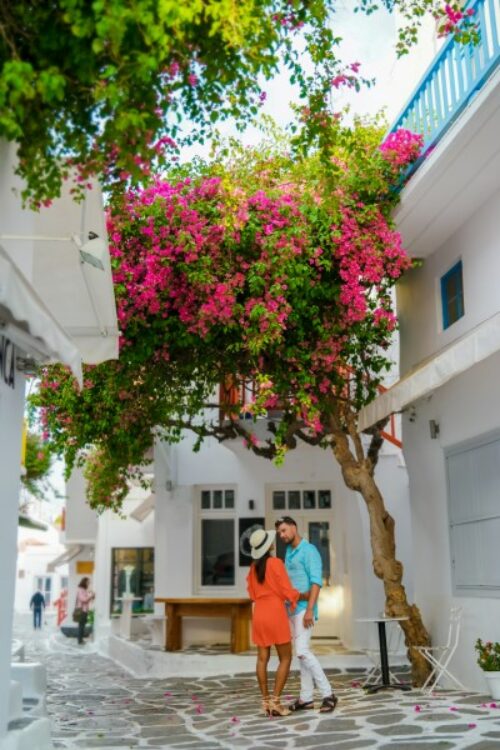 romantic couple Mykonos street
