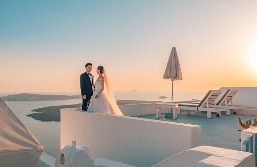 Santorini Wedding couple
